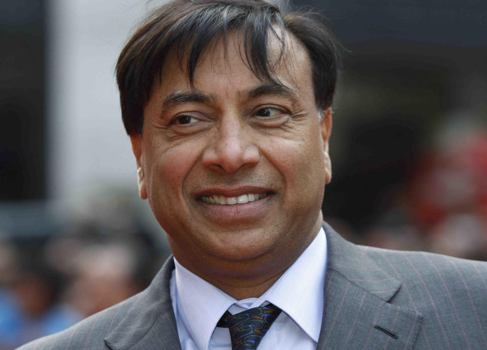 Indian steel magnate and billionaire Lakshmi Mittal arrives for the European film premiere of the film 'Kites', in London, Tuesday, May 18, 2010. (AP Photo/Lefteris Pitarakis)