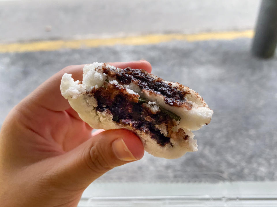 Tampines Avenue 2 Pasar Malam — Chocolate Tutu Kueh