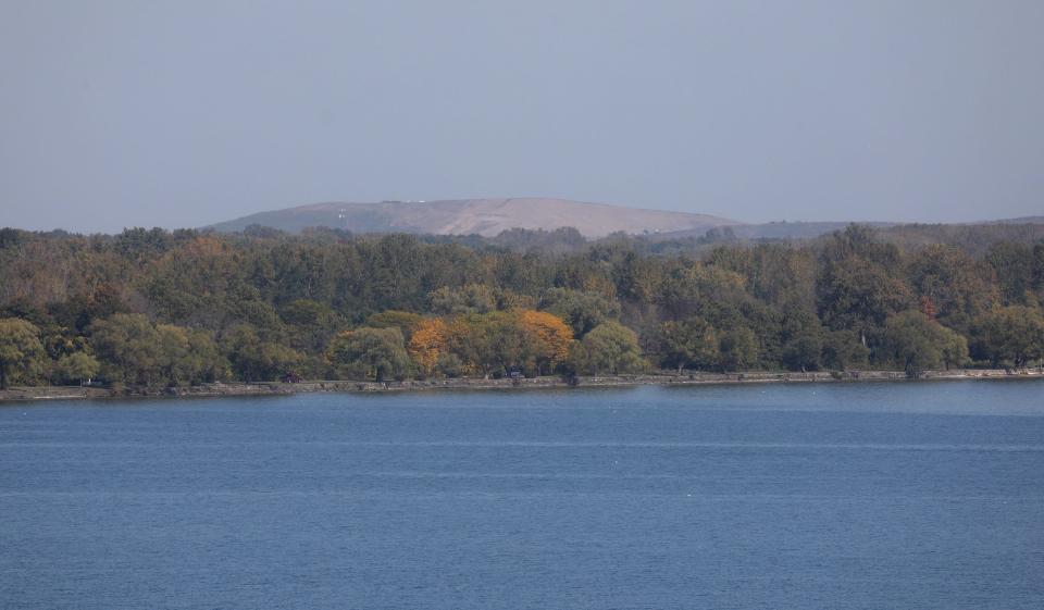 Seneca Meadows Inc.Õs landfill can be seen across Seneca Lake in Geneva on S. Main Street near the campus of Hobart and William Smith Colleges.