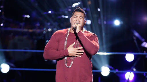 Esera Tuaolo sings Luther Vandross’ “Superstar” during Knockouts of ‘The Voice.’