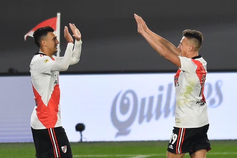 La nueva sociedad ofensiva de River: Suárez y Romero se entienden de maravillas