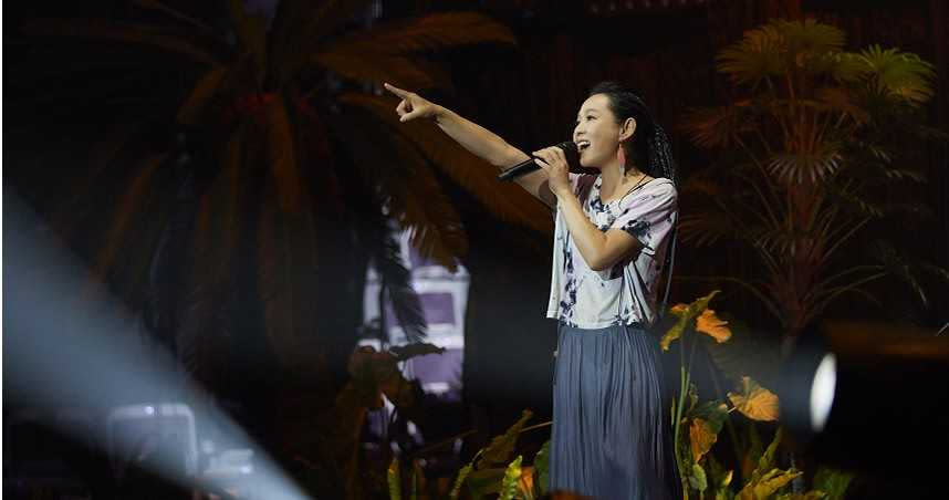 劉若英22日於「超犀利趴11」演唱精選跨世代的夏日歌單。（圖／相信音樂提供）