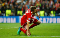 Soccer Football - Champions League Semi Final Second Leg - Real Madrid v Bayern Munich - Santiago Bernabeu, Madrid, Spain - May 1, 2018 Bayern Munich's Thomas Mueller looks dejected after the match REUTERS/Kai Pfaffenbach