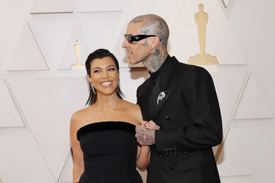 Kourtney Kardashian, Travis Barker, Oscars 2022