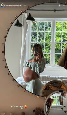 <p>Sofia Richie/Instagram</p> Sofia Richie shows off her growing belly