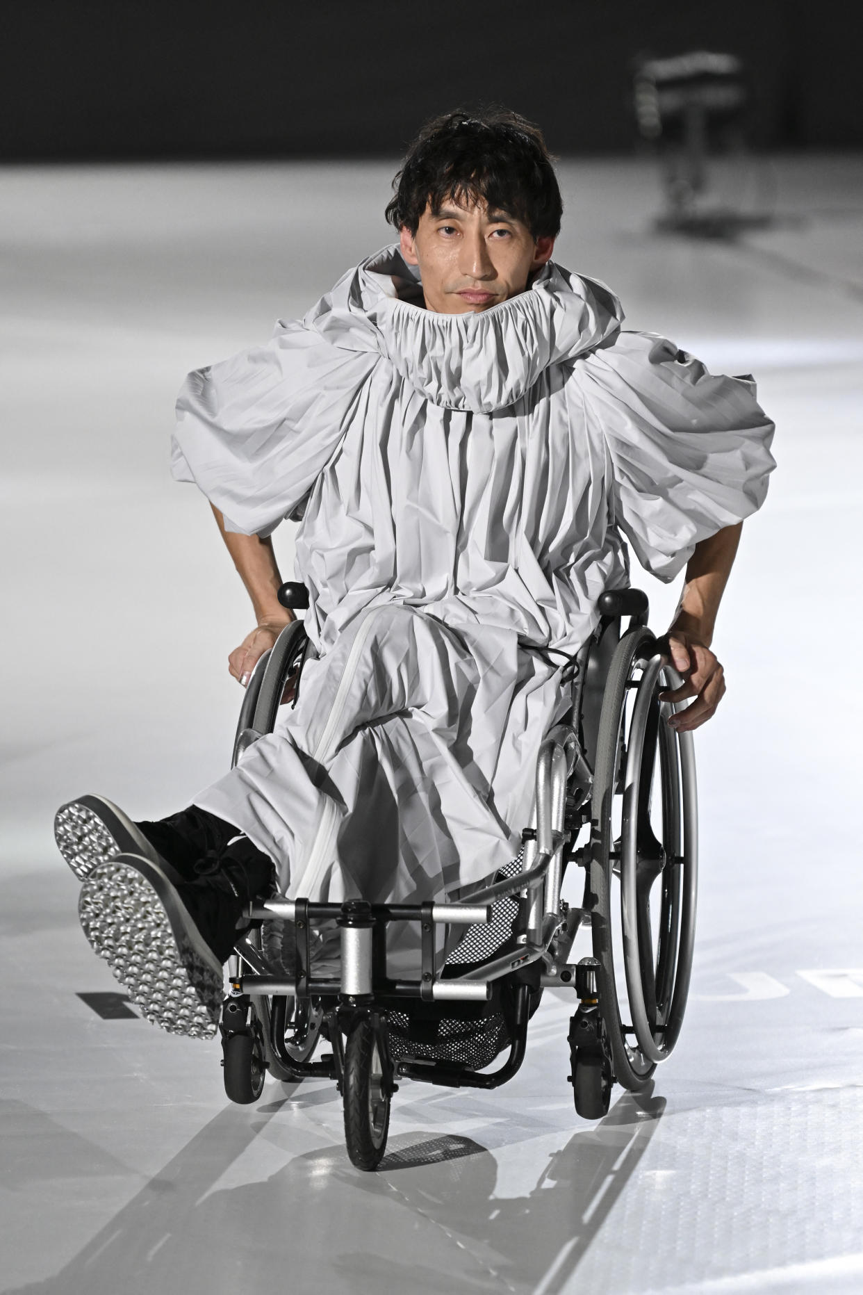 Barrierefreie Mode bei der Fashion-Show NextUd Japan 2023 (Bild: Kazuhiro NOGI / AFP)