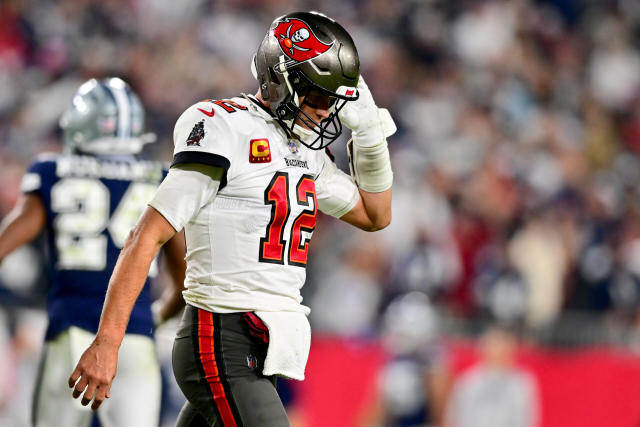 Bucs' disappointing season ends with 31-14 wild-card loss to Cowboys