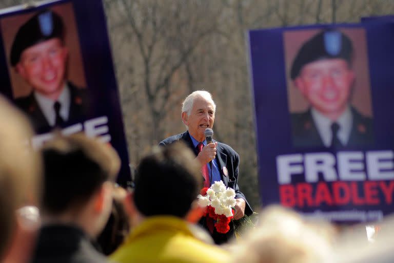 Daniel Ellsberg, el analista militar que estuvo involucrado en las filtraciones de los documentos del Pentágono en 1971, en un acto de apoyo a Bradley Manning -hoy Chelsea-