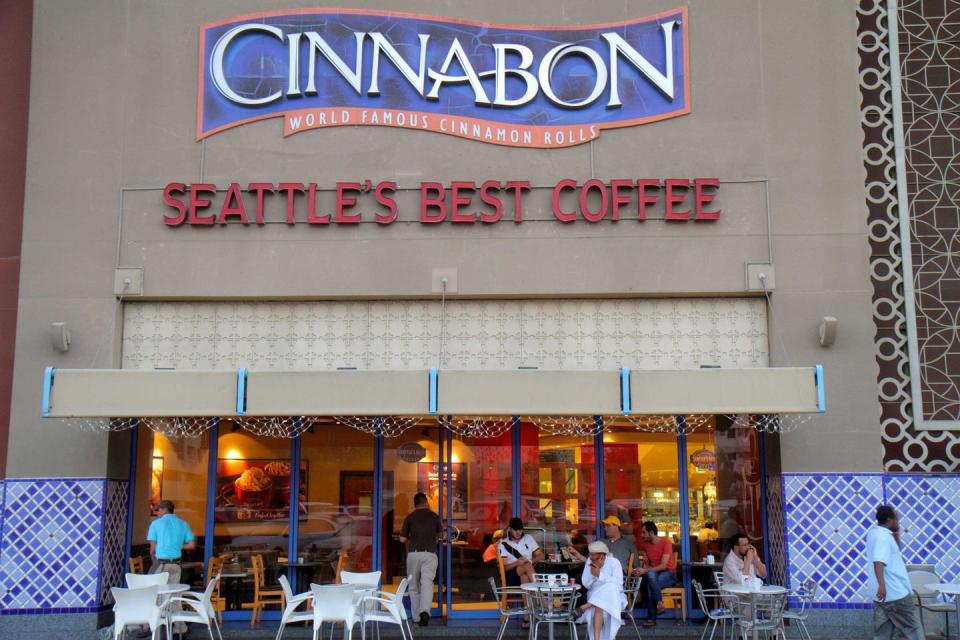 There are almost 900 calories in the original Cinnabon.