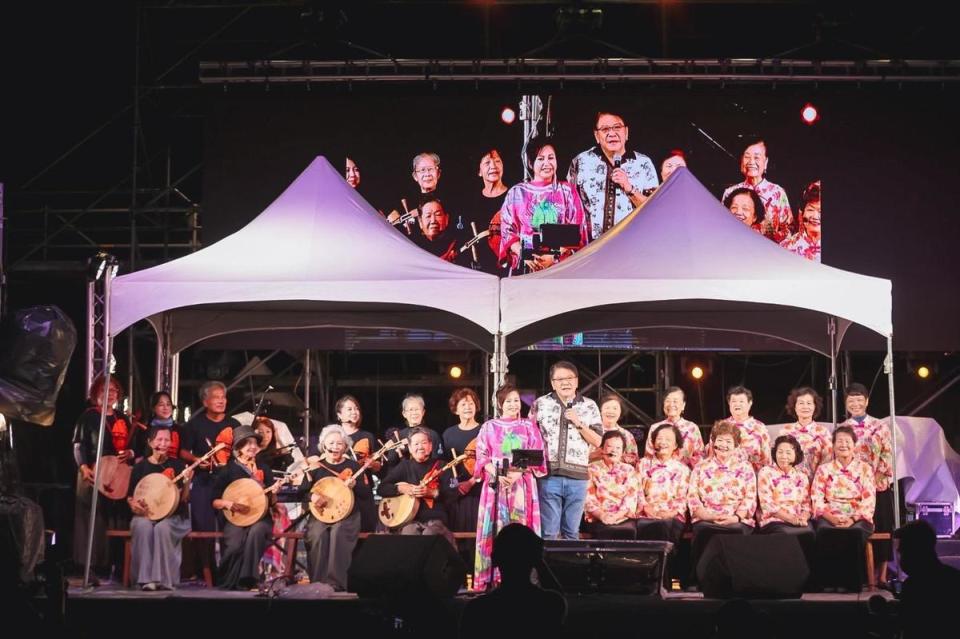 日本沖繩歌姬夏川里美特地來到恆春半島歌謠祭，表演〈淚光閃閃〉等多首名曲。（Daniel Wong提供）