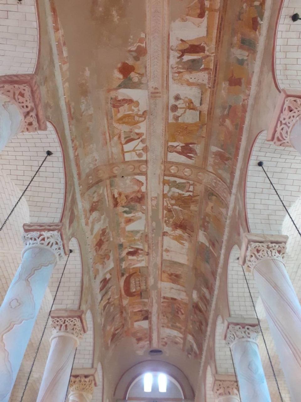 La nave principal y sus frescos en la iglesia de Saint-Savin. Fotos cortesía/William Navarrete