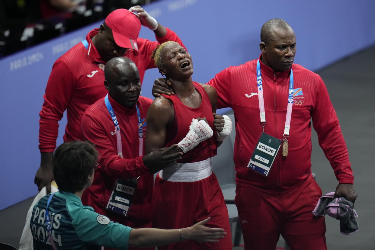 Marcelat Sakobi, boxeadora de República del Congo | (AP Photo/Ariana Cubillos)