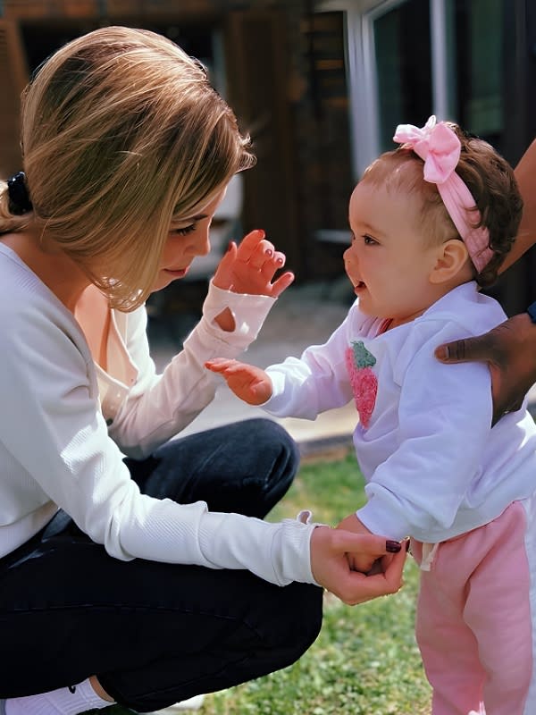 Celia con su ahijada Anita 