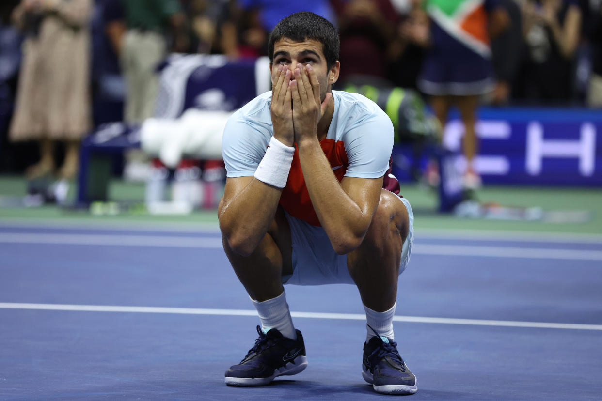 NEW YORK, NEW YORK - SEPTEMBER 07: Carlos Alcaraz of Spain celebrates match point against Jannik Sinner of Italy during their Men’s Singles Quarterfinal match on Day Ten of the 2022 US Open at USTA Billie Jean King National Tennis Center on September 07, 2022 in the Flushing neighborhood of the Queens borough of New York City. (Photo by Matthew Stockman/Getty Images)