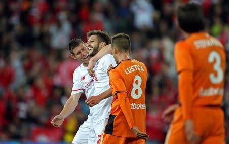 Football - Brisbane Roar v Liverpool - Pre Season Friendly - Suncorp Stadium, Brisbane, Australia - 17/7/15 Liverpool's Adam Lallana celebrates with James Milner after scoring the first goal for his side Action Images via Reuters / Jason O'Brien Livepic