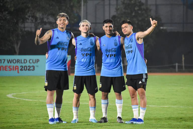 La selección argentina Sub 17 se prepara para afrontar una Copa del Mundo en la que buscará levantar el primer trofeo de la historia