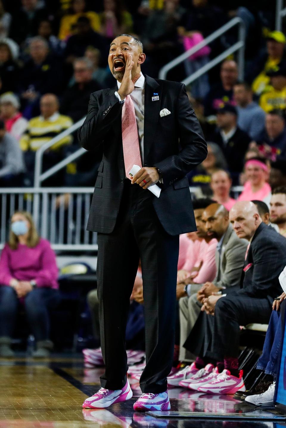 Michigan head coach Juwan Howard reacts to a play against Purdue during the first half at Crisler Center in Ann Arbor on Thursday, Jan. 26, 2023.