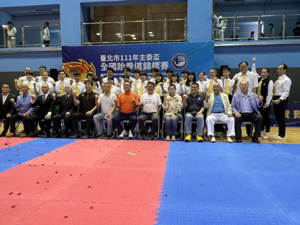 台北市主委盃全國跆拳道錦標賽在台北體育館熱烈開幕。（台北市體育總會跆拳道委員會提供）
