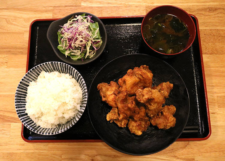 「炸雞定食」（600日圓）