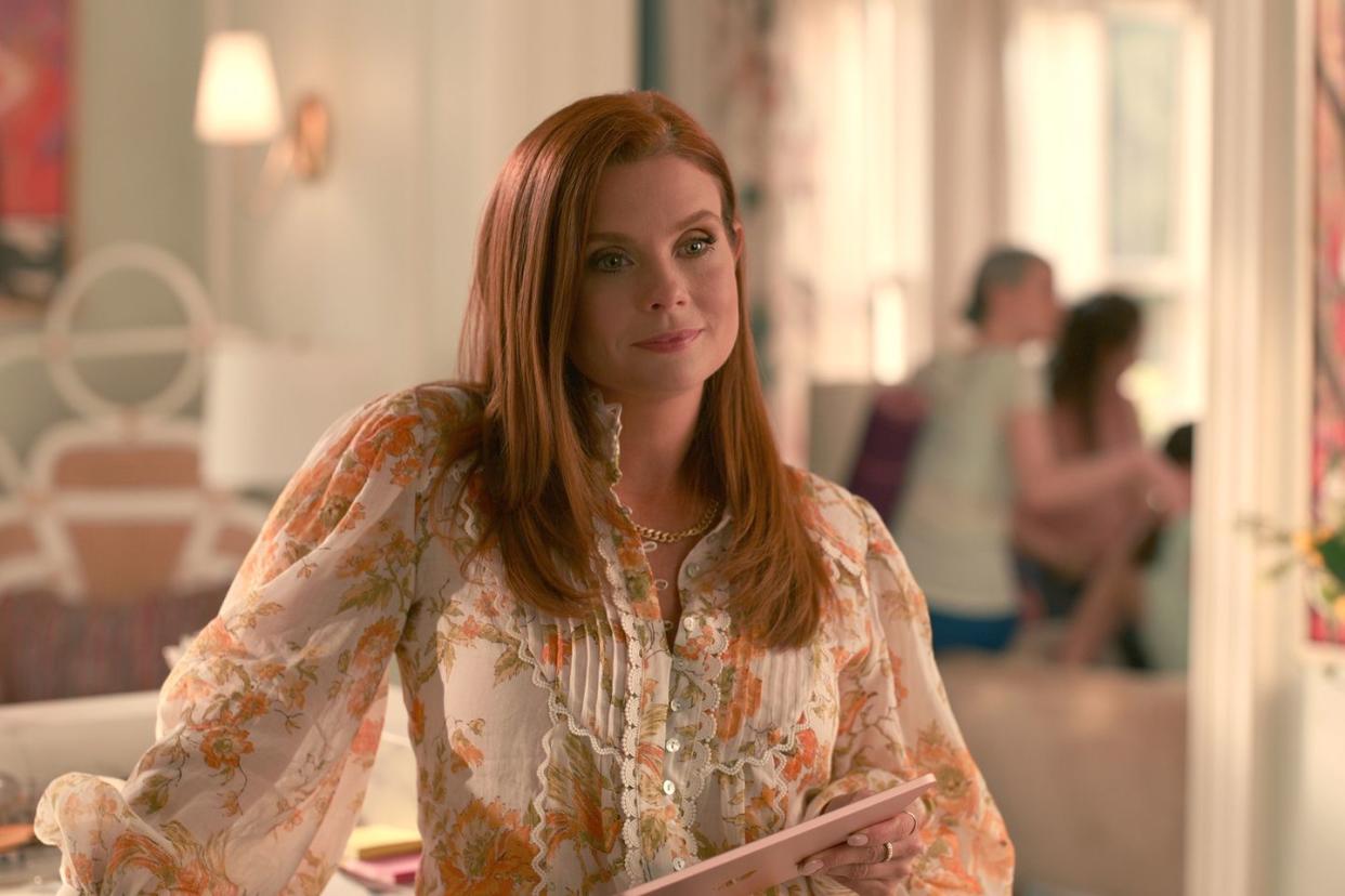 sweet magnolias season 3 joanna garcia swisher rift