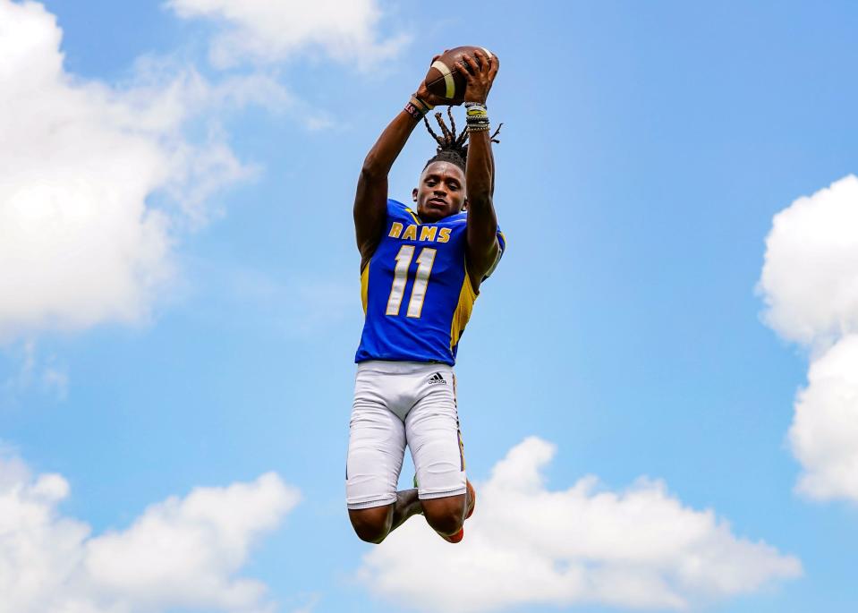 John Carroll Catholic cornerback Aidan Singleton is on TCPalm's 2022 Super 11 list of top senior recruits across the Treasure Coast.