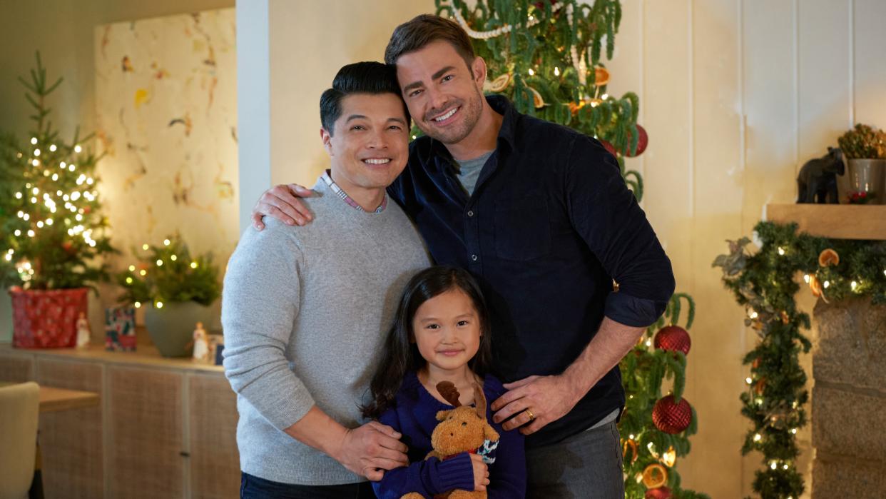  Vincent Rodriguez, Jonathan Bennett, Milana Wan in Christmas on Cherry Lane. 