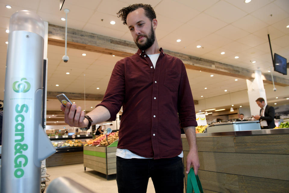 A shopper using the Scan&Go scheme at Woolworths. Source: Woolworths