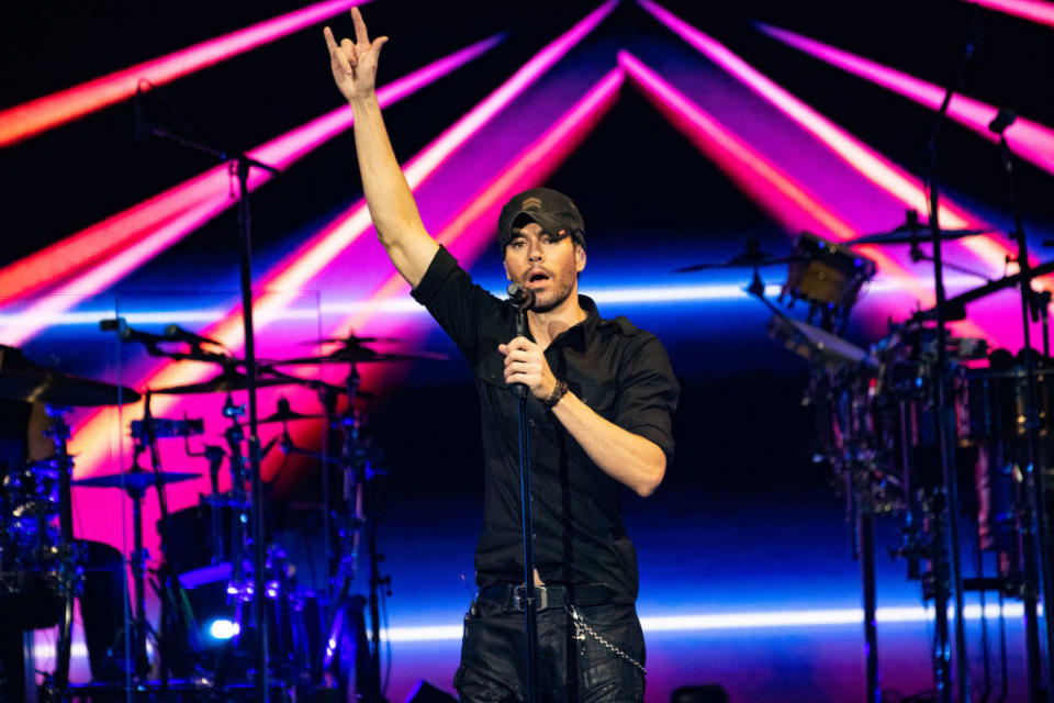 Now, it should be said that just because some of us here in the US didn't realize he was still making music, doesn't mean that the rest of the world wasn't. In fact, in 2020, Enrique was named the top Latin artist of all time, with a total of 27 number one singles on Billboard's Hot Latin chart. That is seriously impressive! Last year he went on tour with Ricky Martin, (honestly, I'm so upset I missed this) and he released the first part of his two-volume album, Final, which is expected to be his last. In a video chat posted on Instagram, he said, 
