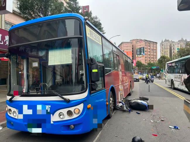 ▲新北市林口區今（24）日上午發生一起死亡車禍。（圖／翻攝畫面）