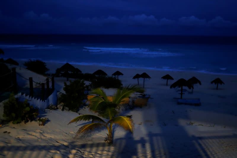 Hurricane Delta approaches to Cancun