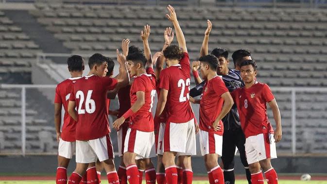 Timnas Indonesia U-19 harus puas bermain imbang 0-0 melawan Persija Jakarta dalam pertandingan uji coba yang digelar di Stadion Madya, Jakarta, Jumat (24/6/2022) malam WIB. (dok. PSSI)