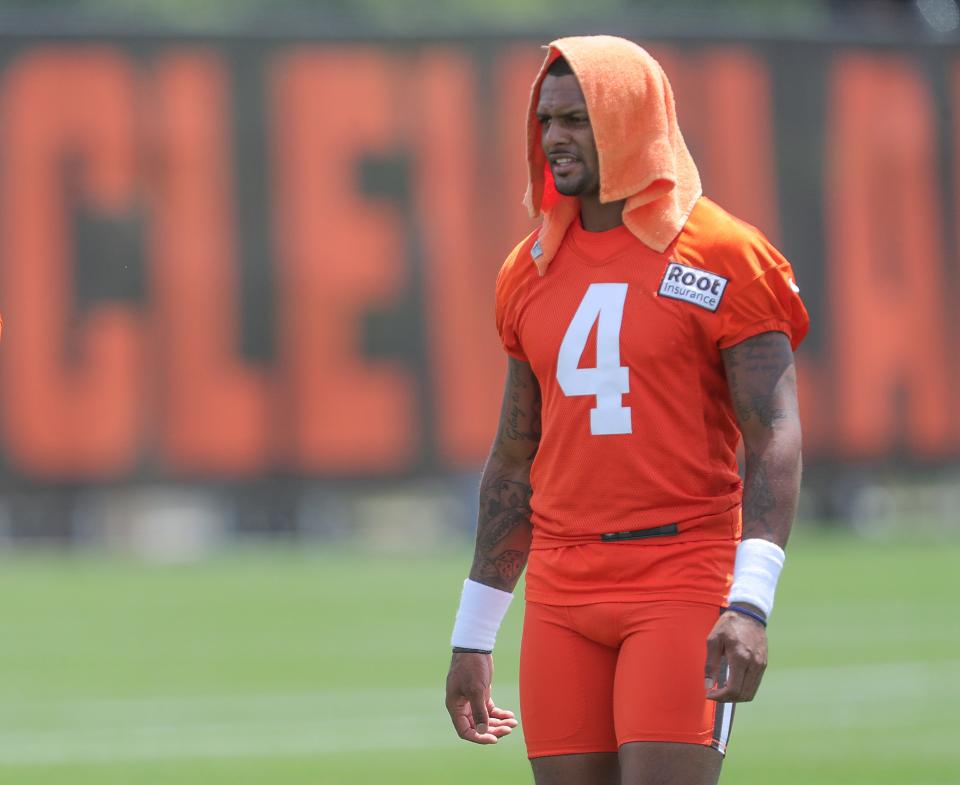 Cleveland Browns quarterback Deshaun Watson cools off during training camp on Thursday, July 28, 2022 in Berea.