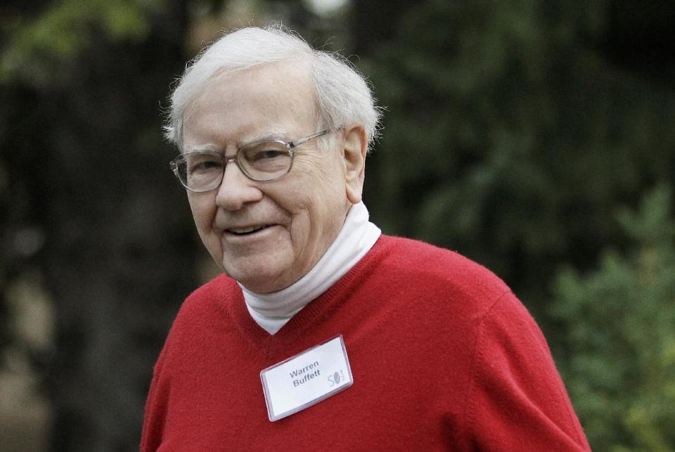 Warren Buffett, chairman and CEO, Berkshire Hathaway, Inc., arrives at the Allen & Company Sun Valley Conference in Sun Valley, Idaho, Friday, July 13, 2012. (AP Photo/Paul Sakuma)