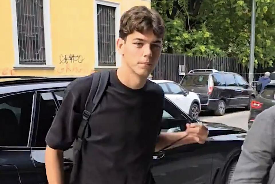 Lazio Primavera defender arrives for medical ahead of joining Milan Futuro – video