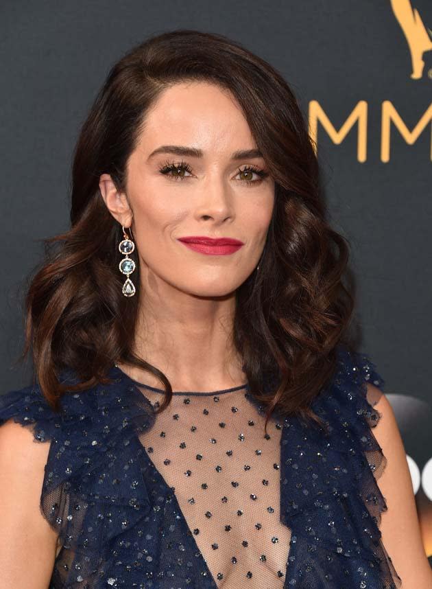 All the beauty looks you need to see from the 2016 Emmy Awards