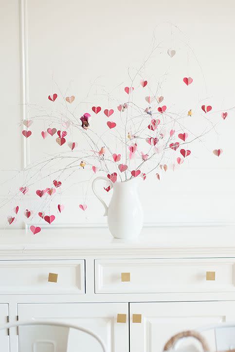 DIY Valentine's Day Branch Tree