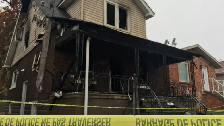 Fatal fire in west Windsor leaves 1 student dead, 5 injured