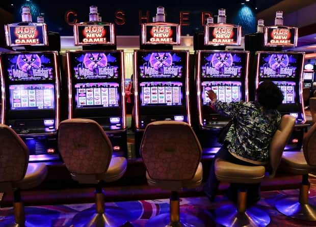 The majority of gambling addicts Stephen counsels became addicted to machines like VLTs. 