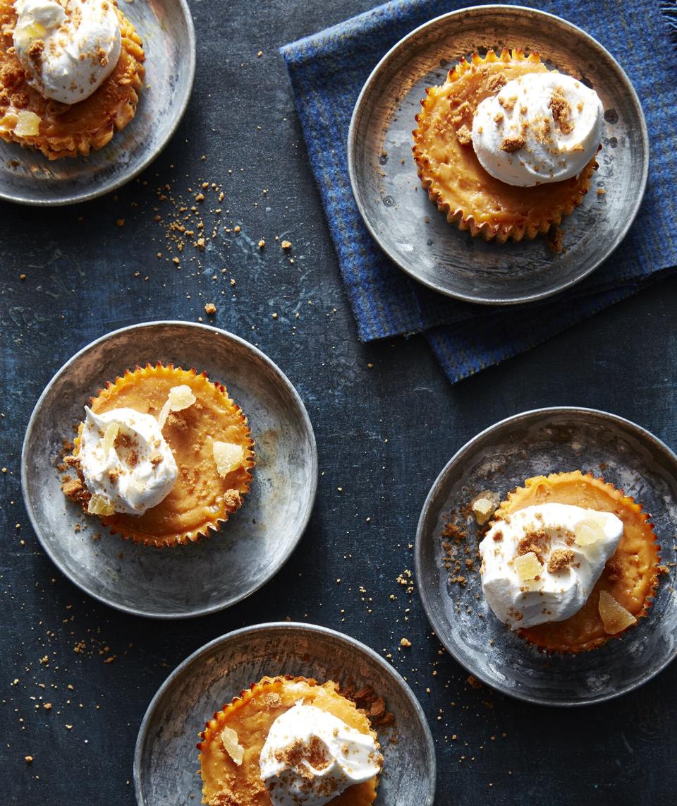 Ginger-Pumpkin Mini Pies With Speculoos Crust and Whipped Cream