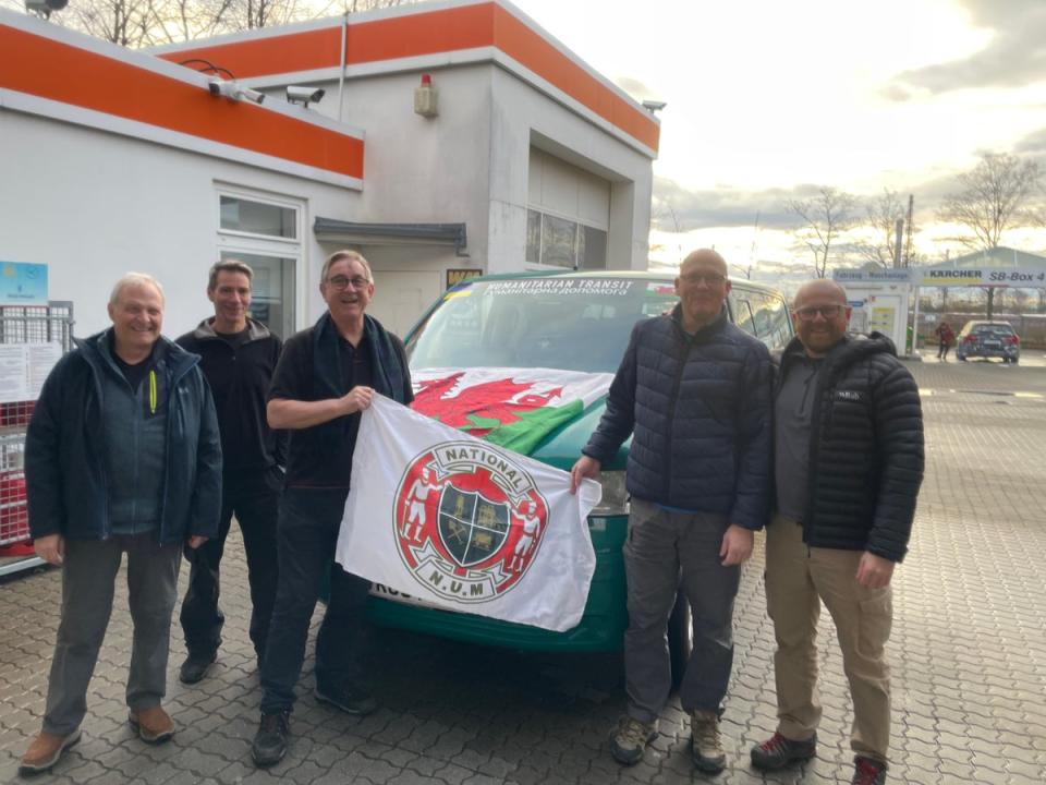 (From left to right): Roman Kozak, Jan Michaelis, Mick Antoniw, Wayne Thomas and Carwyn Donovan in Poland en route to Ukraine (Askold Krushelnycky)