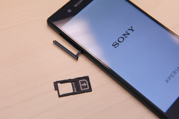 Sony Xperia Z5 動手玩，主打《融入生活》，0.03秒對焦相機、4K高解析螢幕