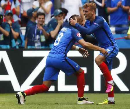 Football Soccer - France v Republic of Ireland - EURO 2016 - Round of 16 - Stade de Lyon, Lyon, France - 26/6/16 France's Antoine Griezmann celebrates with Dimitri Payet after scoring their second goal REUTERS/Kai Pfaffenbach Livepic