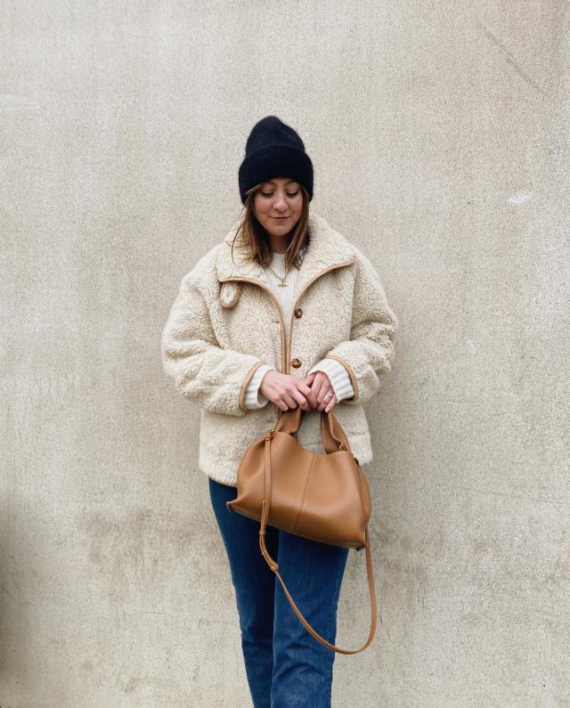 Cette couleur de manteau sera la plus courue de l'hiver - Elle