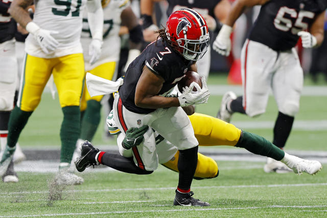 2023 NFL fantasy football rankings: Falcons RB Bijan Robinson outlook - The  Falcoholic