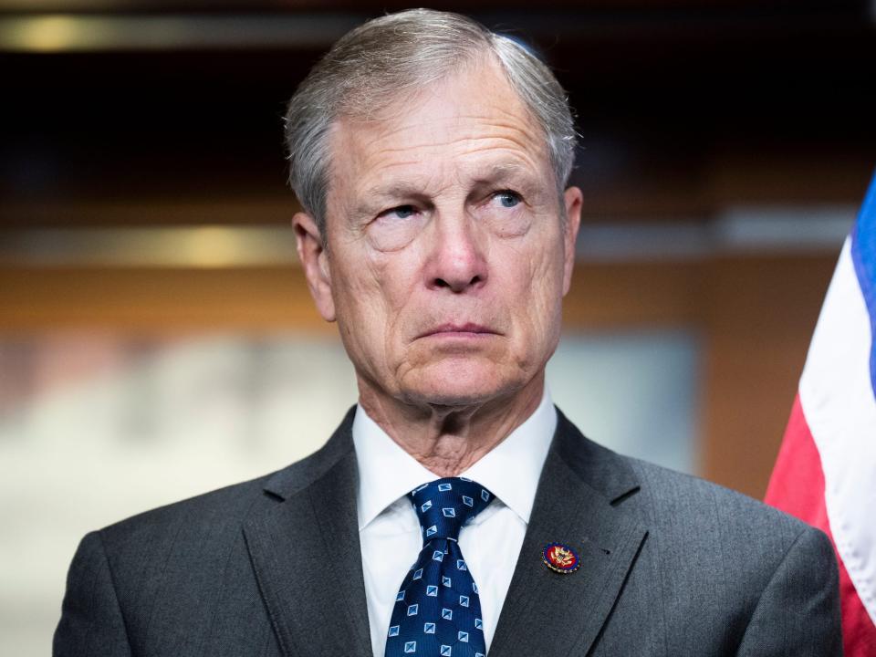 Babin at a news conference with members of the GOP Doctors Caucus on January 19, 2022.