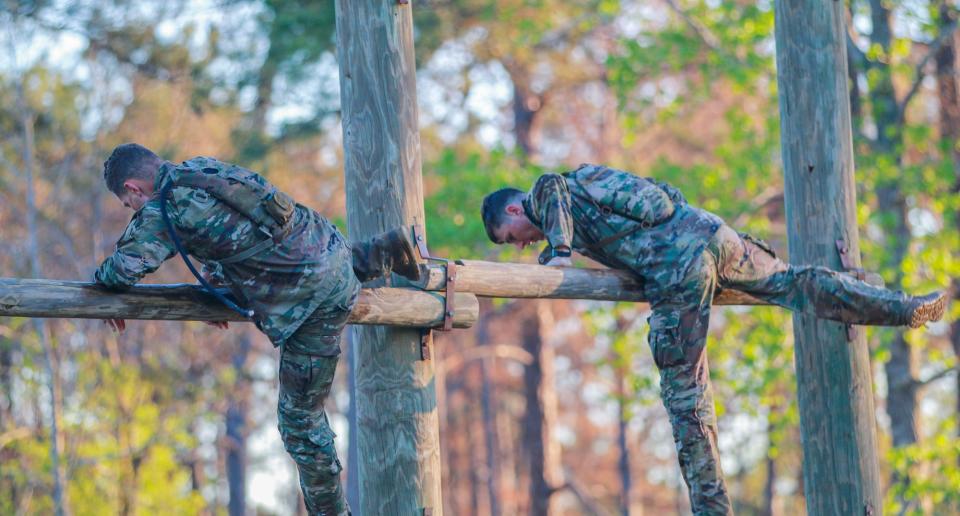 Army soldiers 101st Airborne Division Best Ranger