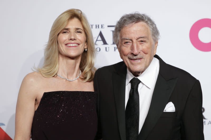 Tony Bennett (R) and Susan Crow attend the Elton John AIDS Foundation's An Enduring Vision Benefit in 2018.l File Photo by John Angelillo/UPI