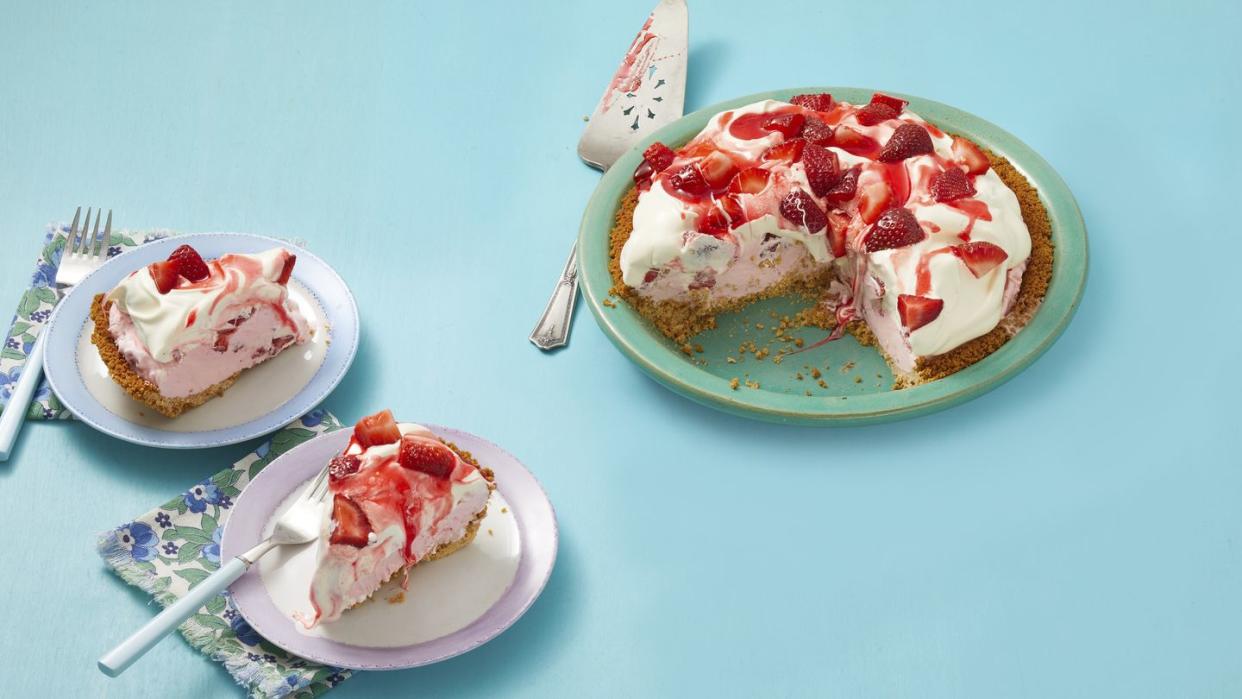 pioneer woman strawberry ice cream pie recipe