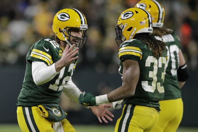 Packers teammates react on Twitter to Aaron Rodgers returning to