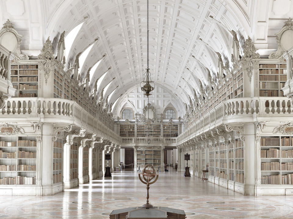 Photographer travels the globe documenting the world’s most beautiful libraries